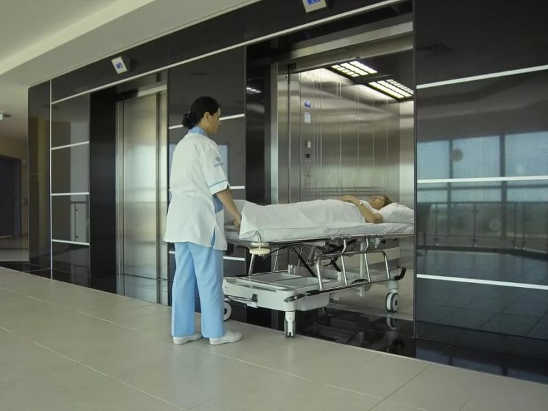 hospital-elevator-1 hospital-elevator-1